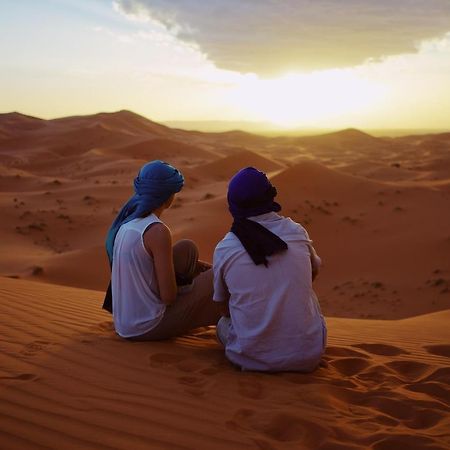 Отель Merzouga Traditional Tents With Heating Экстерьер фото